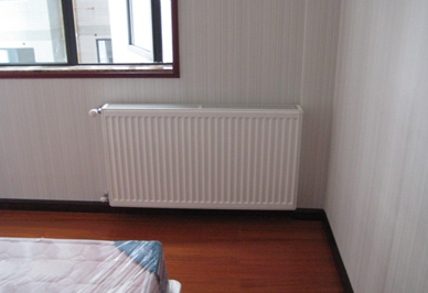 家里安裝暖氣片什么材質(zhì)的好